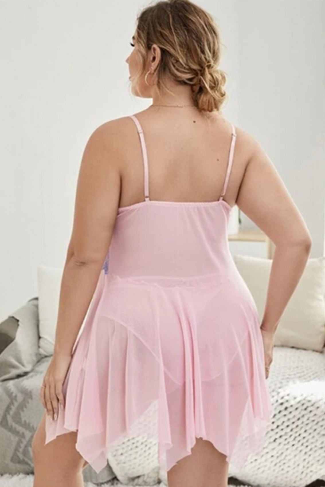 ["products", "Pretty-in-Pink-bv